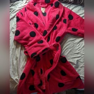VS PINK Short Fleece Robe